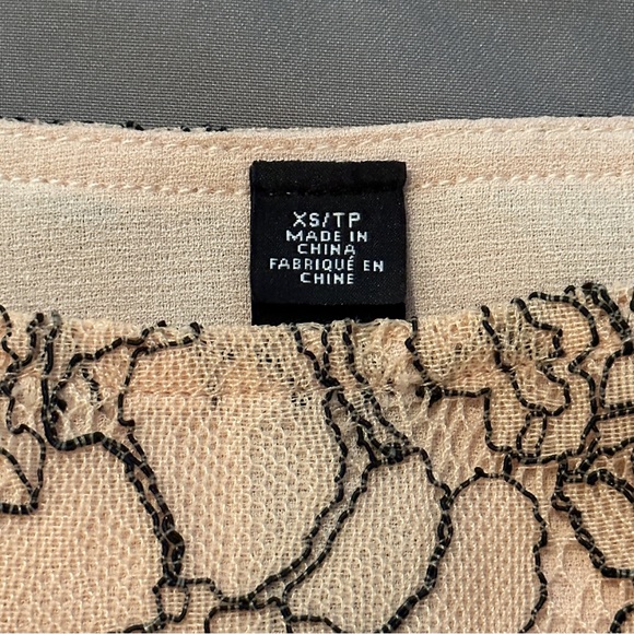 Design Lab Top - Picture 2 of 4